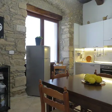 La Pietra Antica Apartment